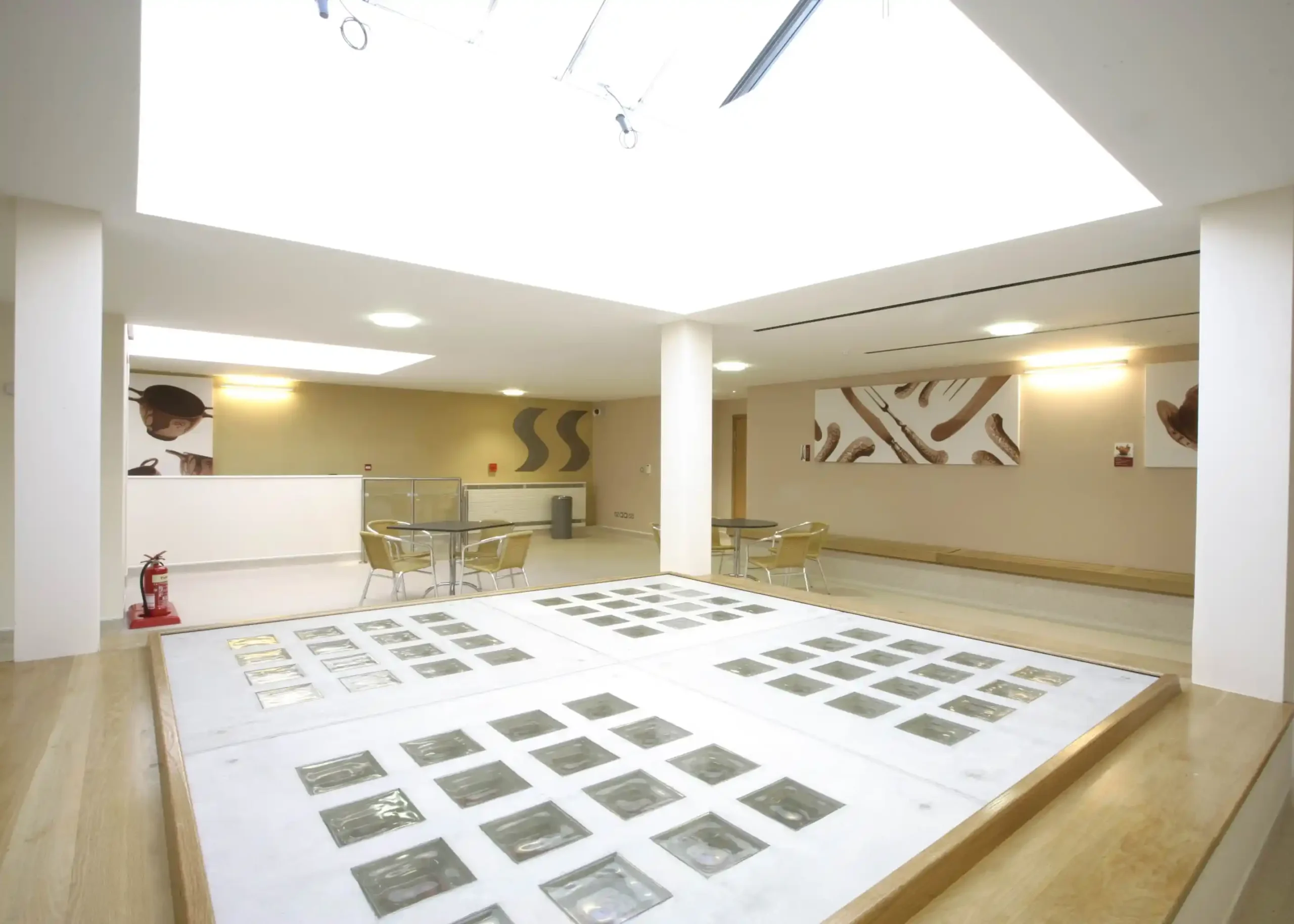 B191 Pre-cast floorlights